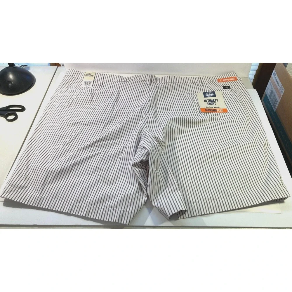 New Men's Dockers Ultimate Short Supreme Flex Shorts, Sz 52, Big & Tall